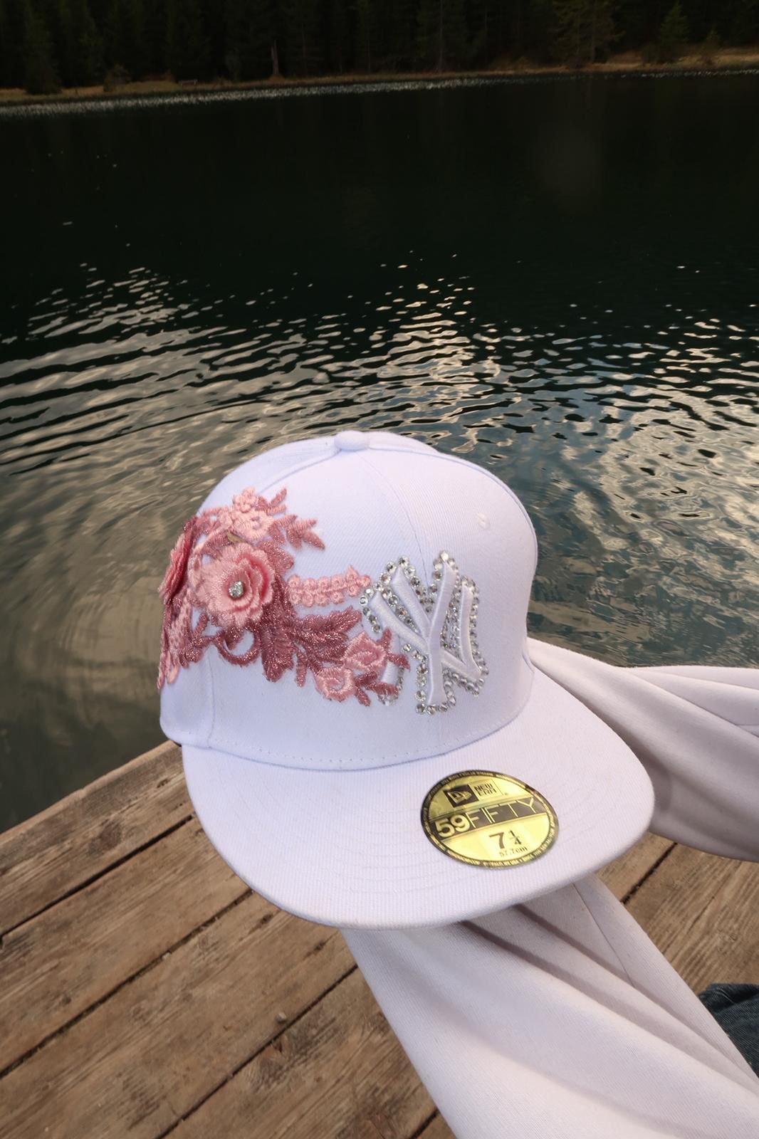 Bloom Culture – White Floral NY Fitted Cap