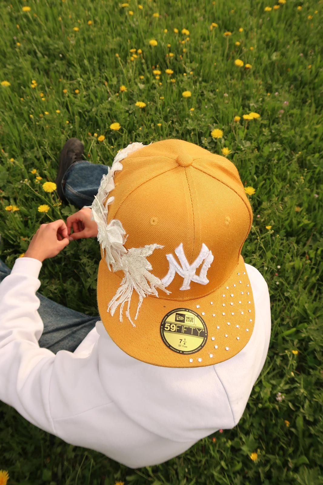 Bloom Culture – Golden Meadow Floral Fitted Cap