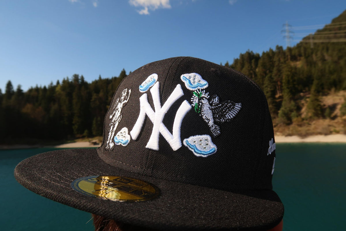 Bloom Culture – Moonlander NY Fitted Cap